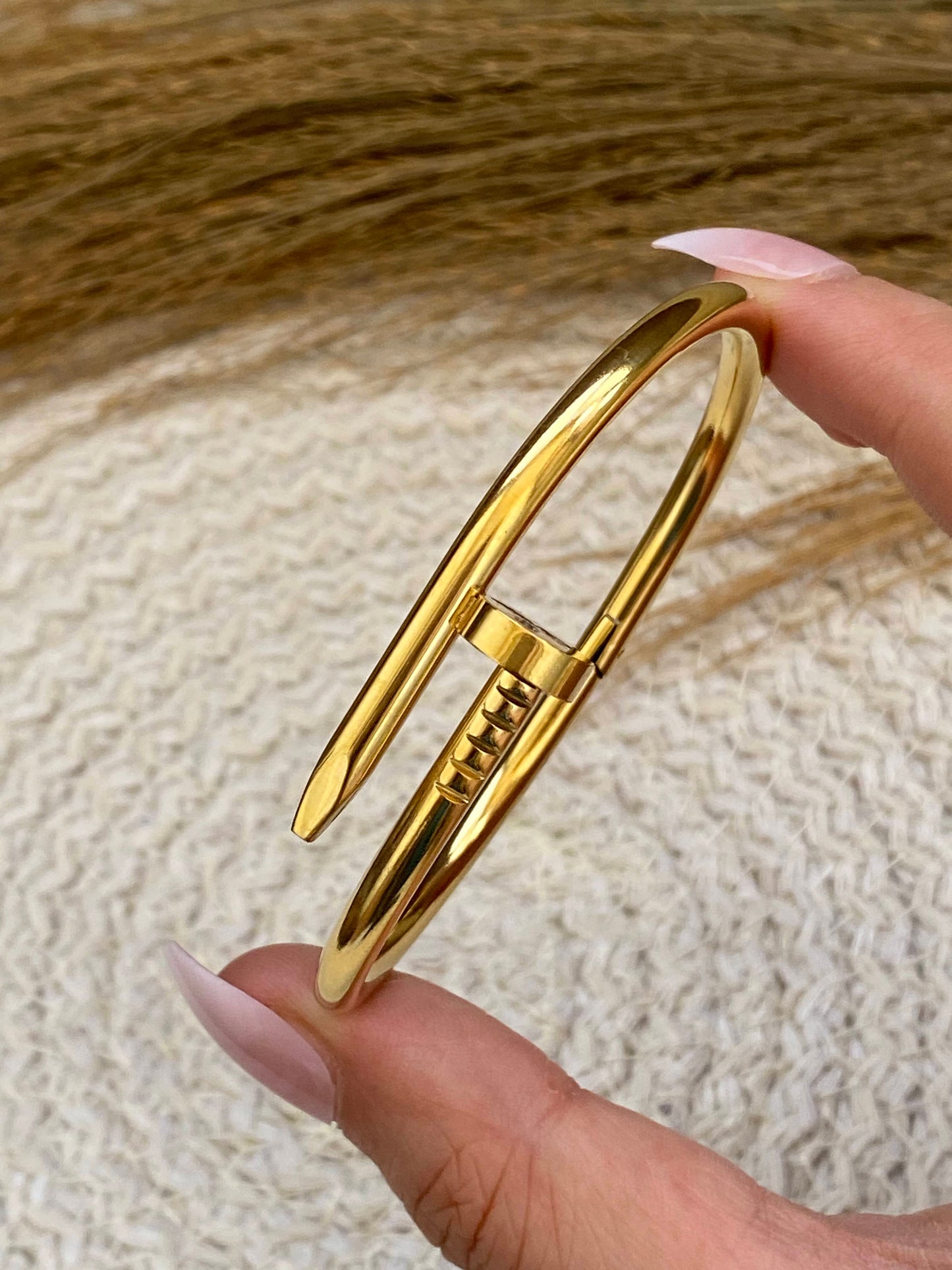 Nail Bangle